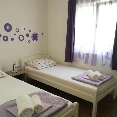 Apartament Robert *