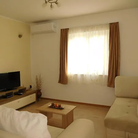 Apartament Robert *