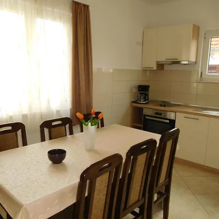 Robert Apartament