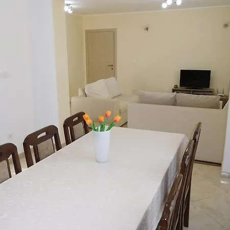 Robert Apartament *